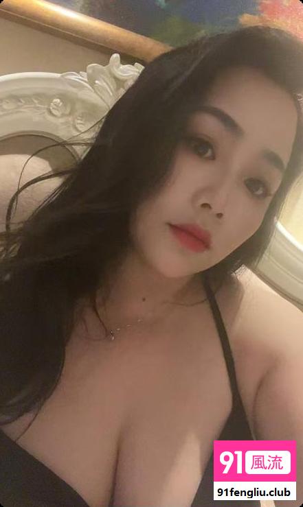 体验巨乳御姐